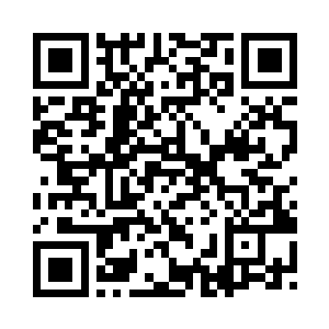 那个拿着三张a的人愤怒的看向夏天二维码生成