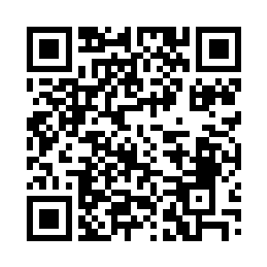 那个男子的身体也是再一次的被他拍了下去二维码生成