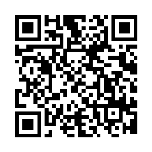 那个男性突然露出了一个很痛苦的表情二维码生成