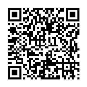 那个老外被他揍过之后偷偷给大使馆打了个电huà二维码生成