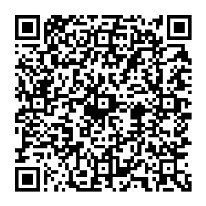那么他过去也是隶属于一支海军的精锐特种部队――他出现在这艘船上和自己被调到这里一样二维码生成