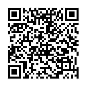那么秦方在爱情海也没有停留的必要了……他带着雅典娜二维码生成