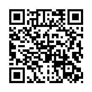 那些个挑花的姑娘也有偷眼看他的二维码生成