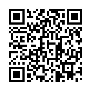 那些坐在位置上的学生此时都聚拢在了后面二维码生成