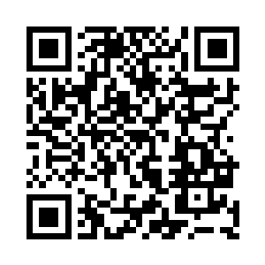 那些奇异的能量就是顺着他的双手处传过来的二维码生成