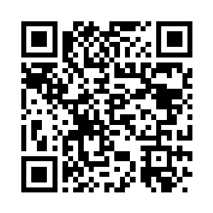 那些美女和模特都坐在不同的桌子上二维码生成