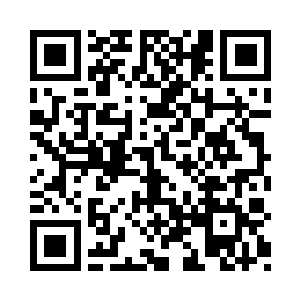 那些能暴露他身份的东西他几乎一个都没戴二维码生成