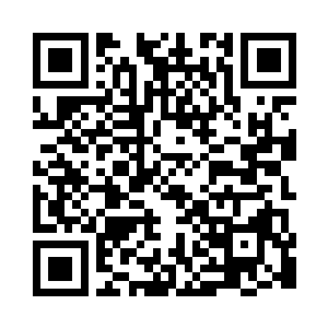 那人似乎被这突然出现的猩猩给吓傻了一样二维码生成