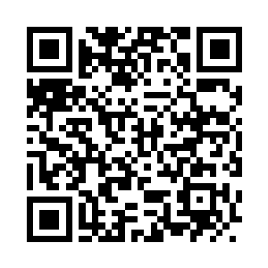 那位导演与她之间在文学和电影方面二维码生成