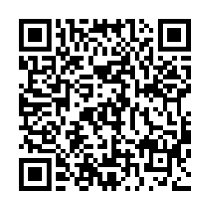 那几人见霍君白在生死攸关之际居然使出了这么巧妙的剑招二维码生成