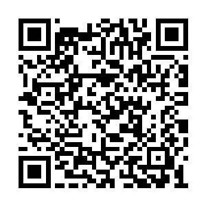 那力量居然可以逆横风而狠狠朝楚天戈脸上泼去二维码生成