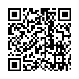 那双长睫毛覆盖下的大凤眼在同一时刻睁开二维码生成