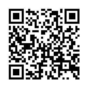 那坐在一块大石上的人抱着怀里的人儿二维码生成