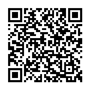 那就很有可能是那个无头道士的灵魂插在那里的二维码生成