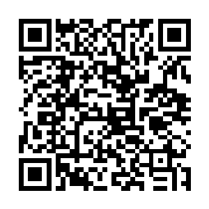 那巨大的雷霆印记也仿佛随着他的双眼同时打开了一般二维码生成
