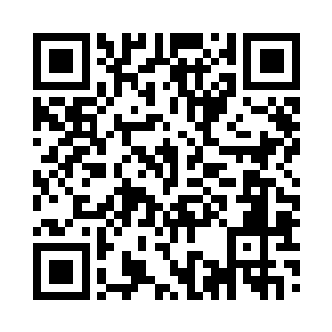 那惊艳的眼神已经超越了黑白色彩的束缚二维码生成