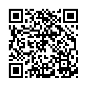 那样的纤纤弱质毅然就奔赴血与火的战争二维码生成