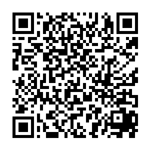 那眼神可一点都不是为自己拿到了欧冠最佳射手而感到高兴的意思二维码生成