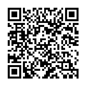 那辆深绿色的军用悍马在叶凡车子跟前地一下就停住了二维码生成