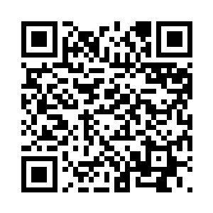 那边老妇人和中年男子已经招来了刘副将二维码生成