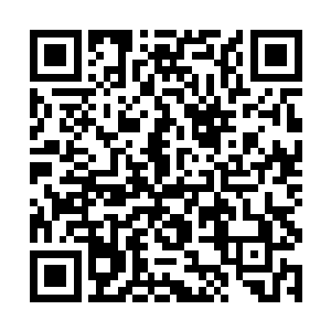 那金色的念珠中突然响起一道尖锐却显得微弱的声音二维码生成