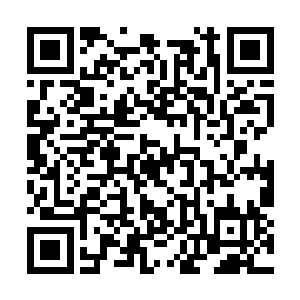 那银白色的身躯看起来就像是随时都可能爆炸式的二维码生成