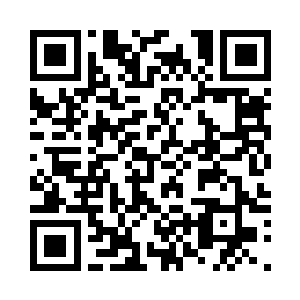 那长剑在他手中拖出十余丈张的剑光二维码生成