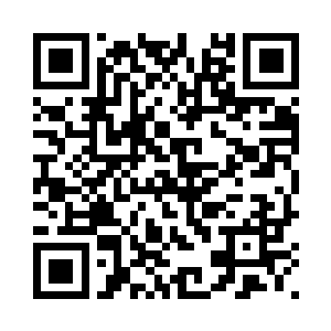 郭小玲被林馨拉着在酒店住了下来二维码生成