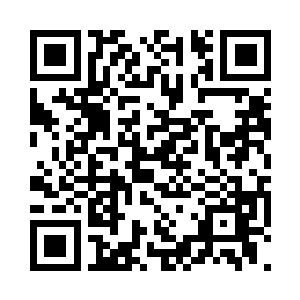 都不约而同地将目光投向了一旁的海平心二维码生成