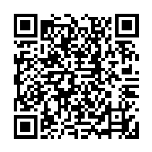 都视那些令人整个歌坛仰望不已的销售纪录如无物二维码生成