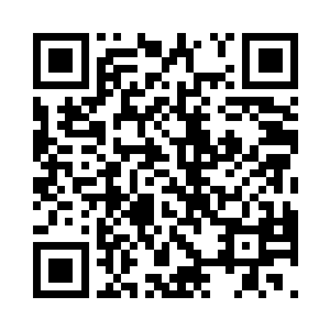 酒店方专门腾出发布会现场的隔壁大厅二维码生成