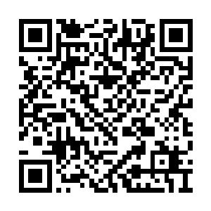 释然是从酒楼后院中的一口水井中跳下来的剑尘二维码生成