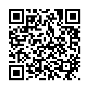 释羽薰扯下一块烤的又香又酥的鱼皮二维码生成