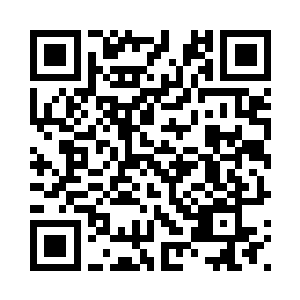 铁龙当时是从山峰的这一面上去的二维码生成