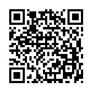 锦朝就搬了几株莲瓣兰放在藤萝之下二维码生成