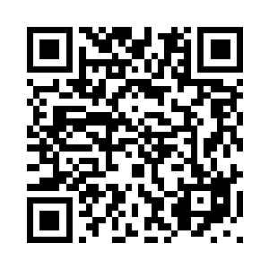 长相普通的男子表情没有丝毫变化二维码生成