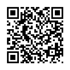 长矛对着纳甲土尸恶狠狠地刺了过去二维码生成