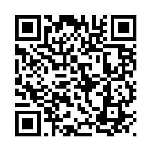 长谷川冷冷的看着跃马山上的大火二维码生成