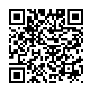 长长的发丝随意披散在挺直的背上二维码生成