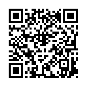 长长的身躯如同一条巨蟒盘卧在虚空之中二维码生成