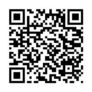 门口看守的小弟们纷纷向后者施礼二维码生成