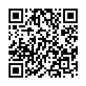 闻春意很是仔细的来回打量他们三人二维码生成