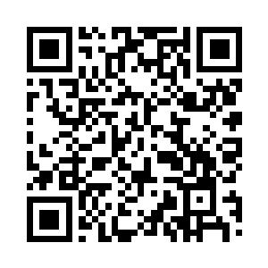 闻春意瞧着行过来的钟池春和闻秀峻二维码生成