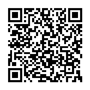 阚翔带着人直接来到苟超群所住小区物业保安室二维码生成