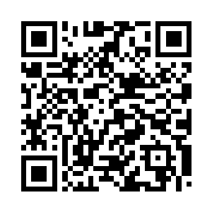 阮卿卿身上穿着洗的发白的运动衫二维码生成