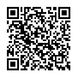 阮荷黎听完他的话顿时觉得起了一身的鸡皮疙瘩二维码生成