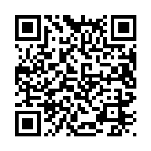 阮软的爷爷在家里不小心摔了一跤二维码生成