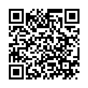 防弹玻璃上好歹还留下了不少雨水流痕吧二维码生成