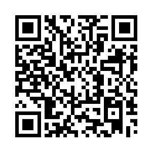 阴暗的雨街上仿佛出现了一个急剧变大的圆球二维码生成