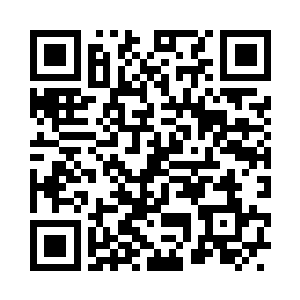 阴笑着看着对面无法动弹的艳丽女子二维码生成